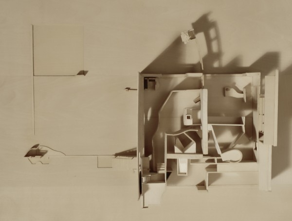 Tipped House : Plan
